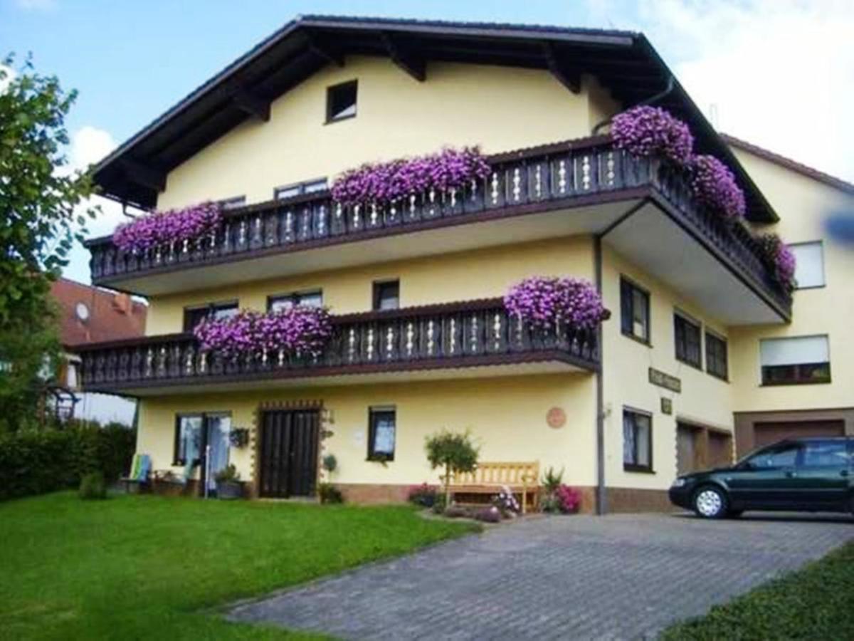 Ferienwohnung Am Limespfad Hesselbach Exteriör bild